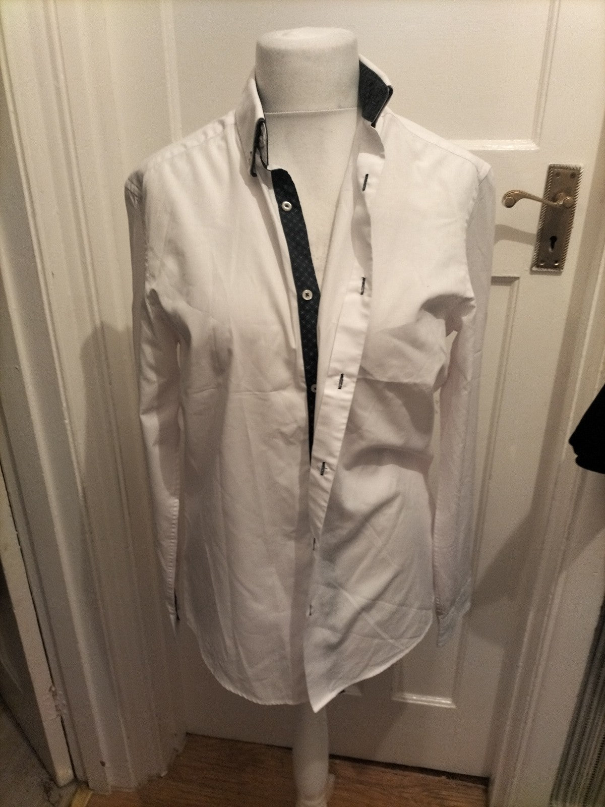 Mens F&F Size 15.5 Tailored Fit Long Sleeved Navy Trim Shirt