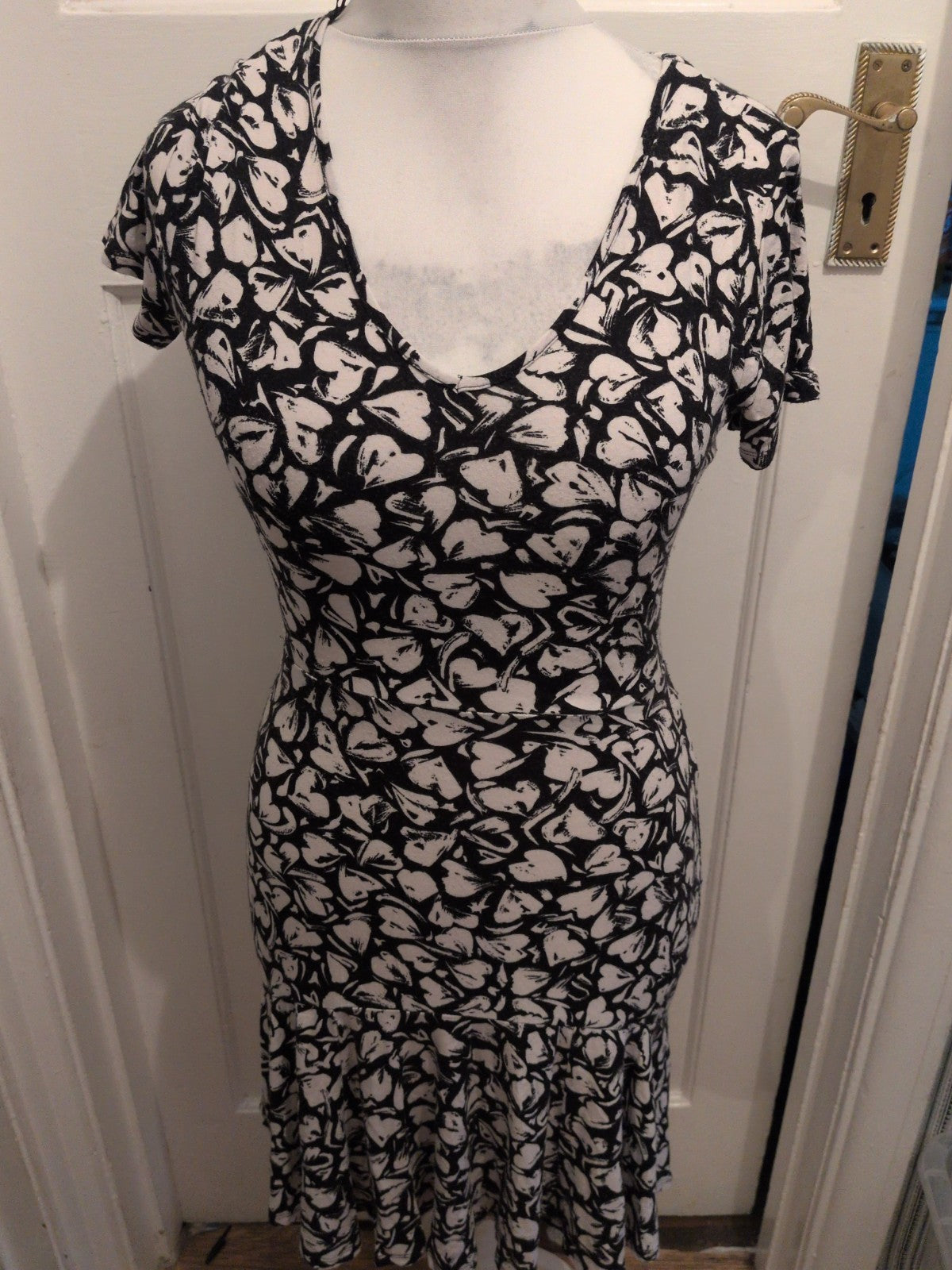 Next 6 Black And White Short Sleeve Fit And Flare Dress