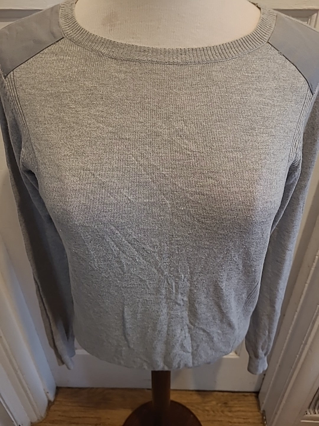 Ladies Dorothy Perkins Size 14 Grey Long Sleeved Blouse