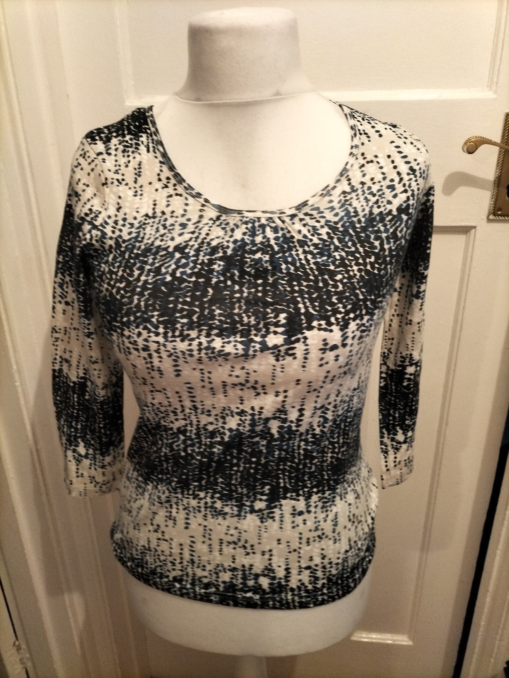 Maine New England 10 Navy Blue Black Long Sleeved Blouse