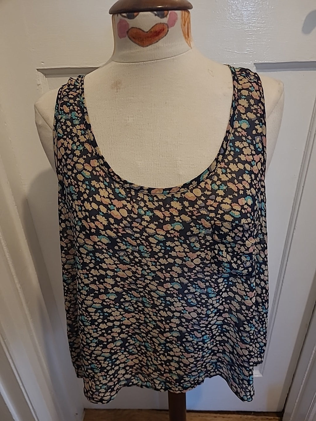 Ladies New Look Size Medium Navy Floral See Through Sleeveless Blouse