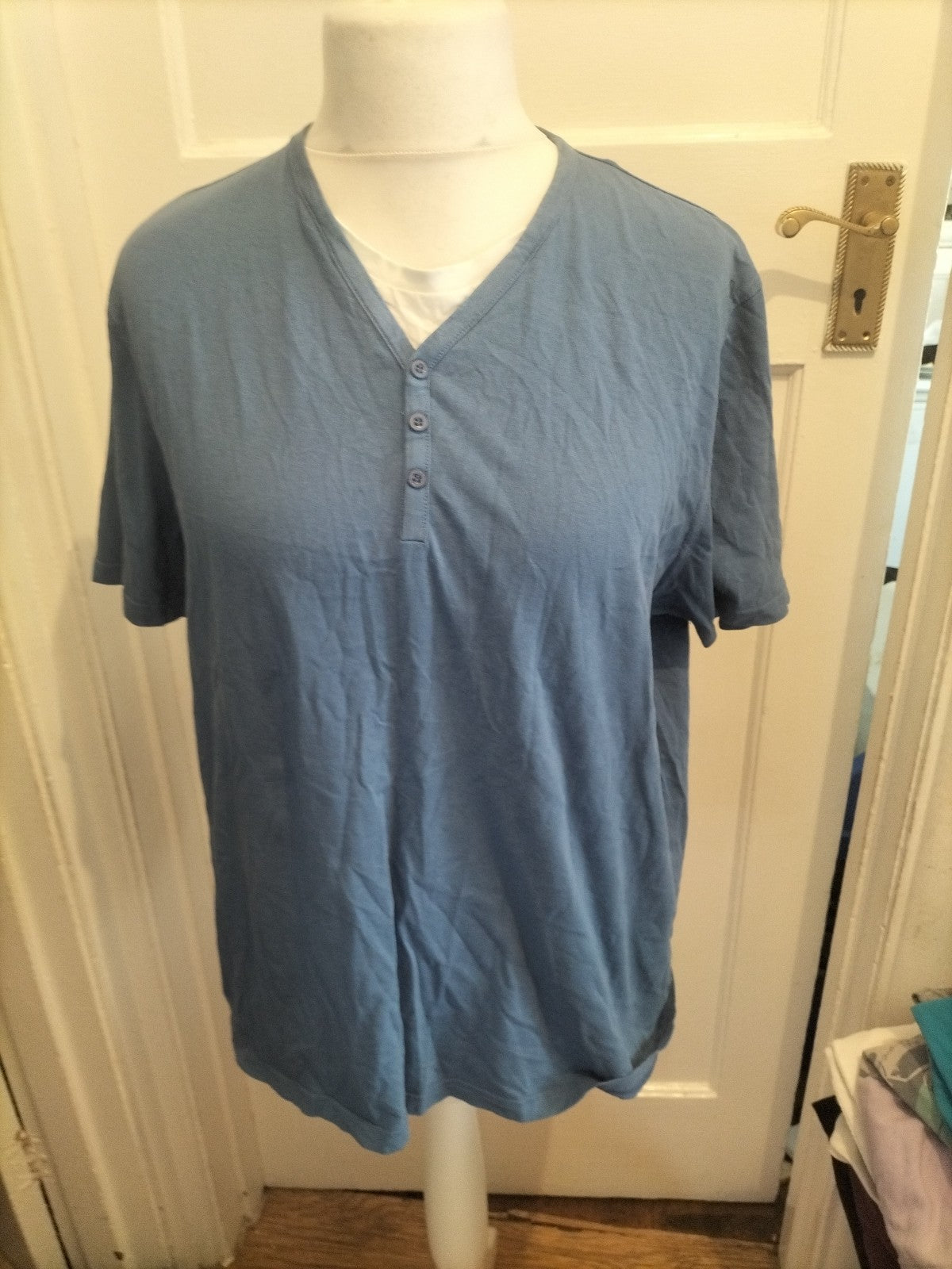 Atlantic Bay Large Blue V Neck Short Sleeve T-shirt
