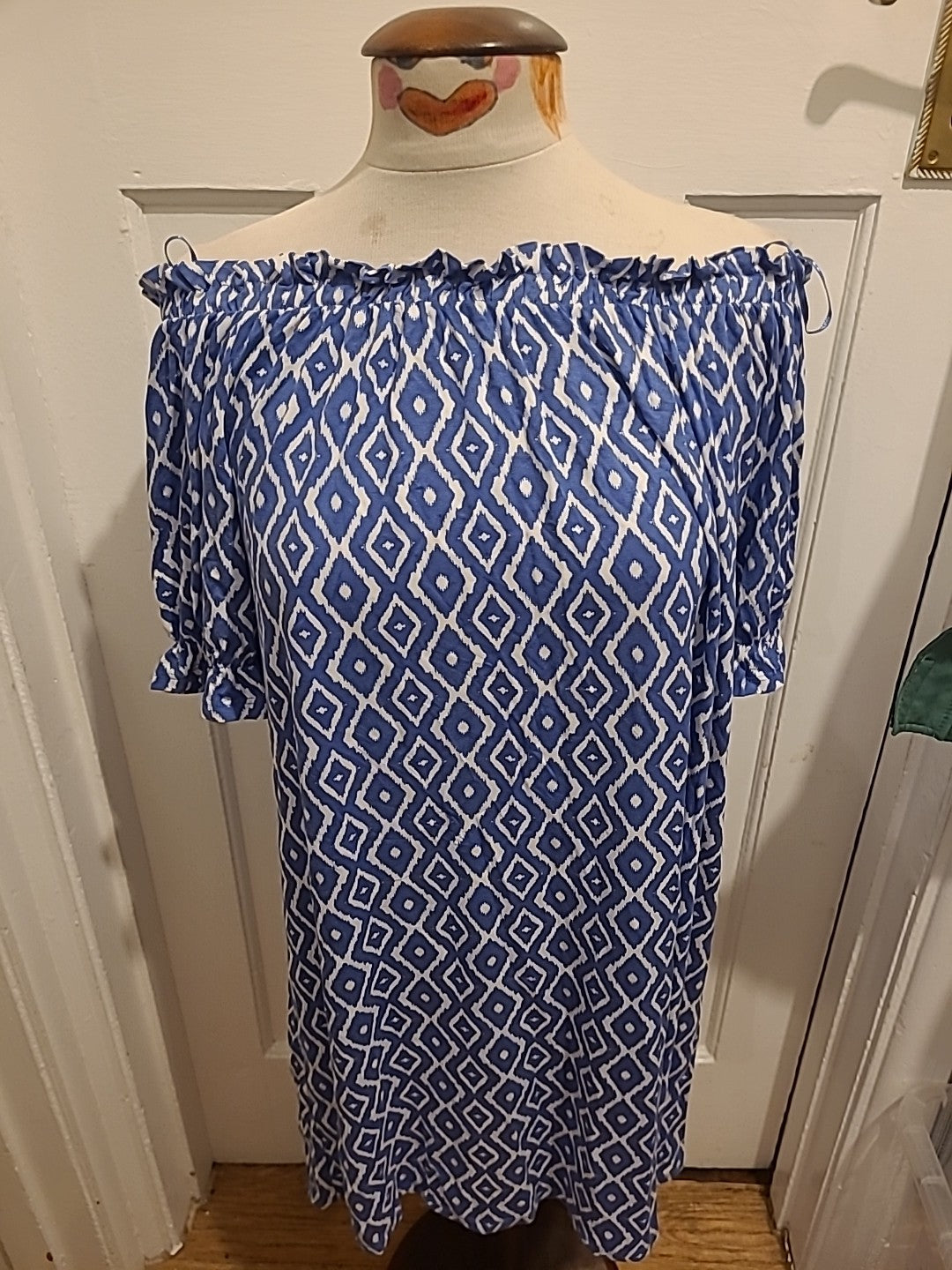 Ladies George Size 12-14 Blue And White Patterned Short Sleeved Dress