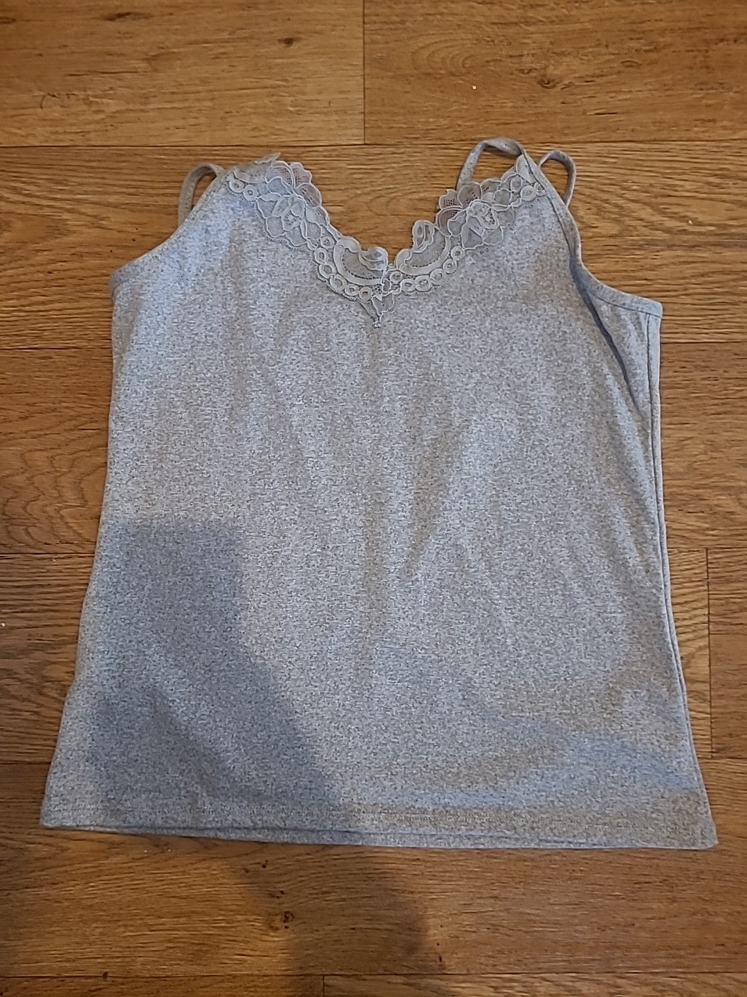 Ladies Size Large Grey Sleeveless Frilly Hem Top