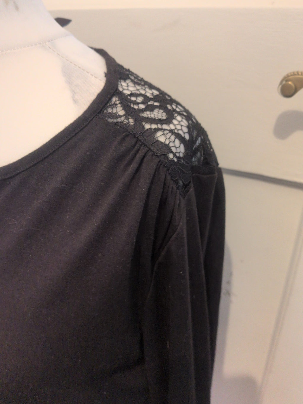 Primark Large Ladies Black/lace Top 3/4 Sleeve Free Delivery