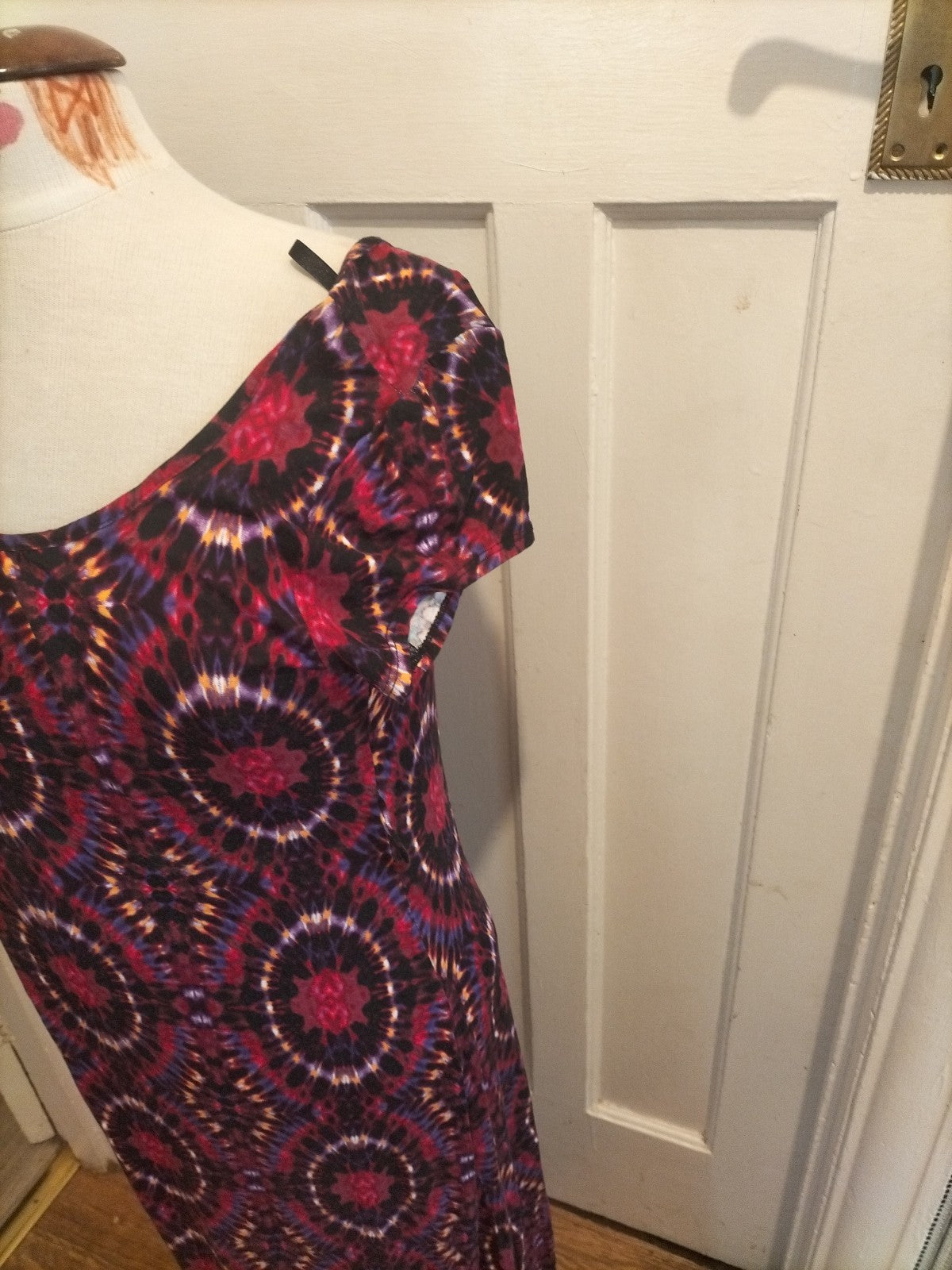 Ladies Wallis Petite Size Small Multi Purple Short Sleeved Dress