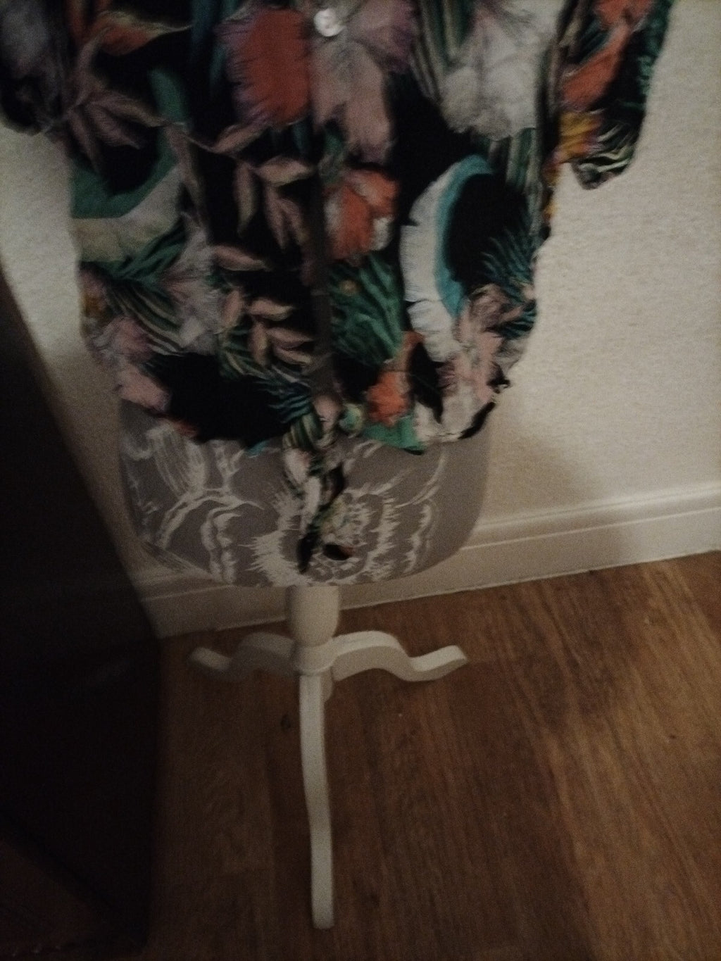 Ladies Peacocks Size 10 Multi Floral Short Sleeved Blouse