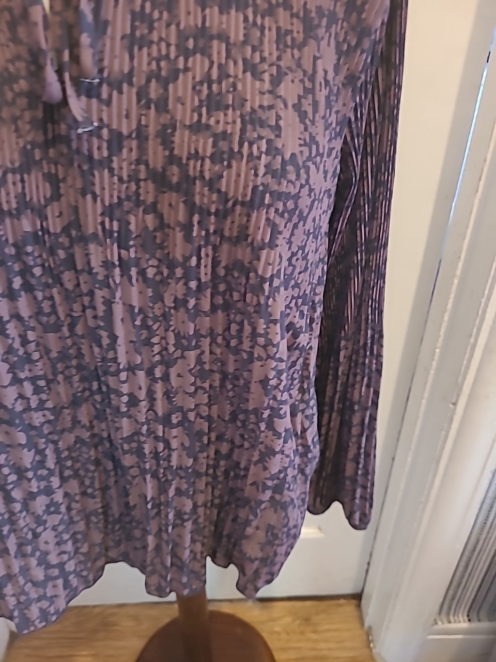 Ladies Primark Size 6 Brown Black Crinkle Long Sleeved Blouse
