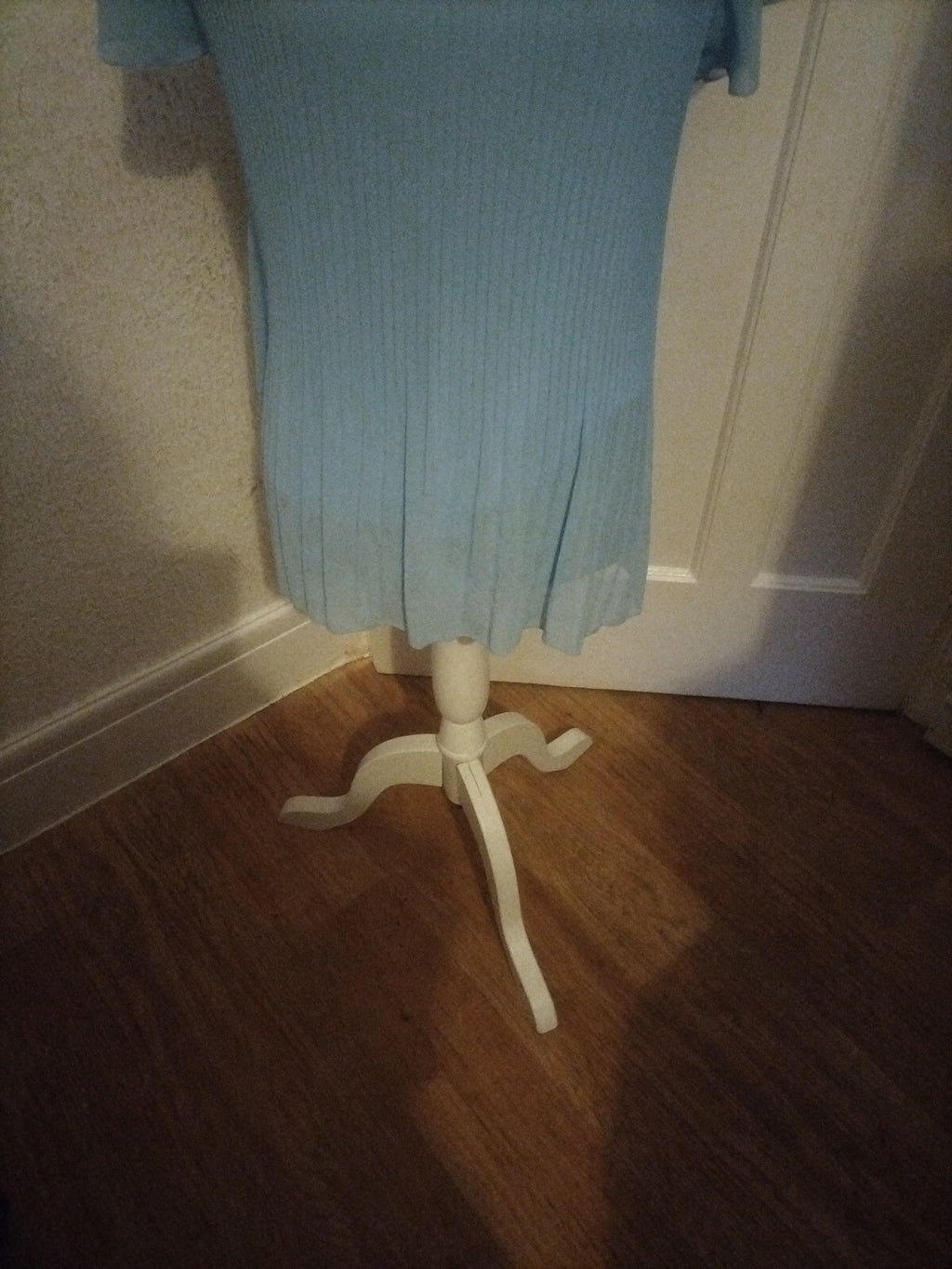 Ladies Size 8 Pale Blue Short Sleeved Lined Blouse