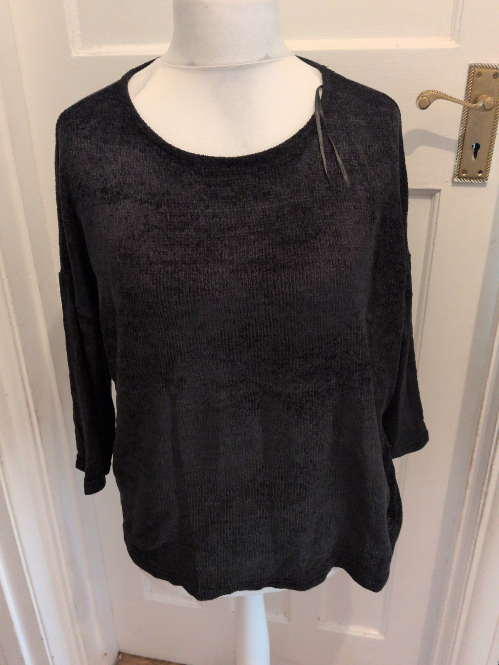 Tu 18 Black Half Sleeve Jumper
