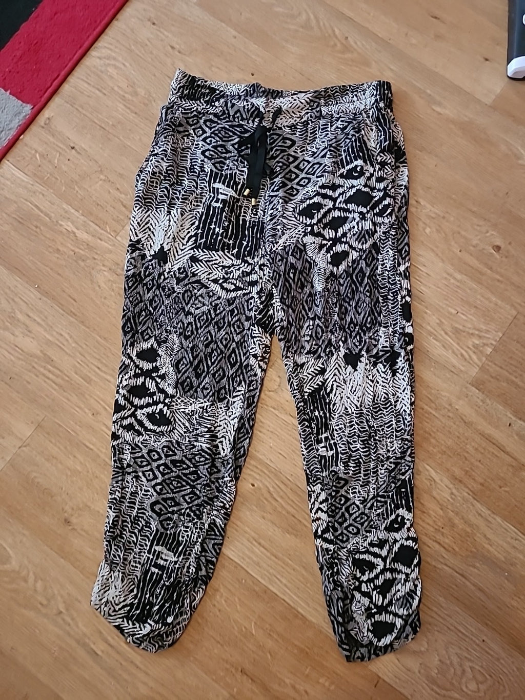 Ladies Peacocks Size 10 Grey Black White Elasticated Trousers