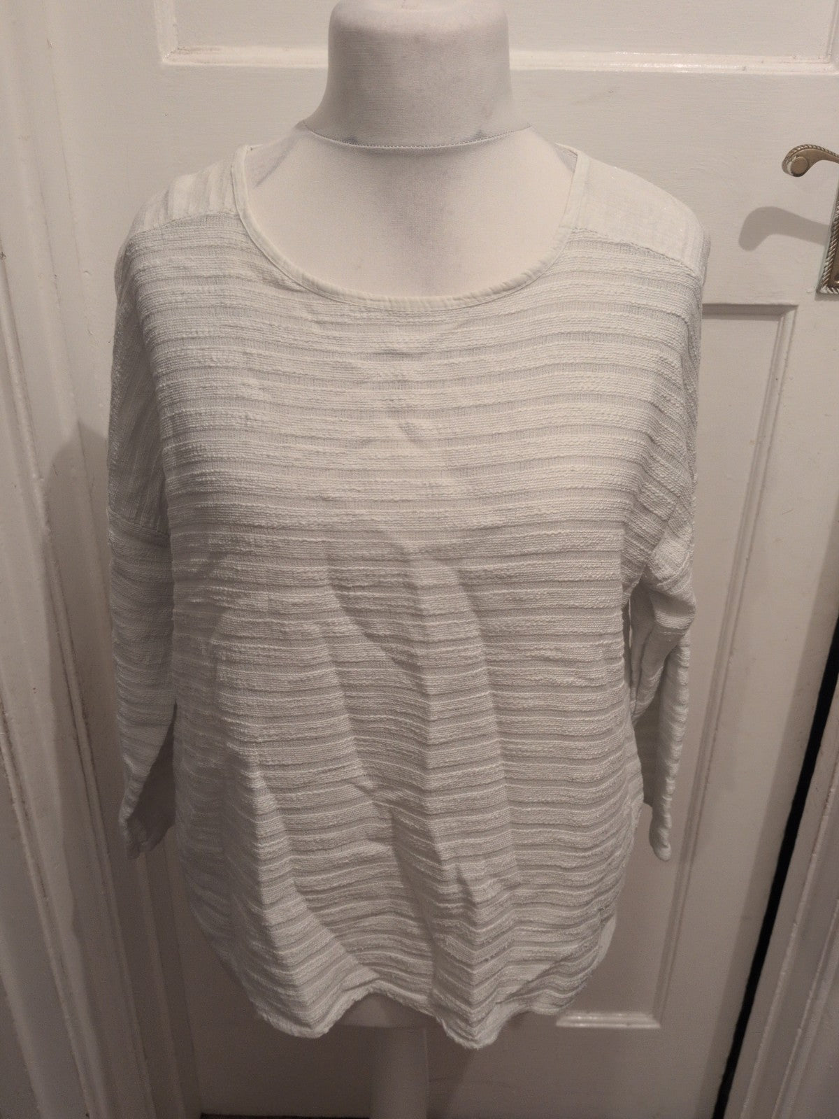 Ladies First Avenue Size M/L White Sequin Shoulder Long Sleeve Blouse