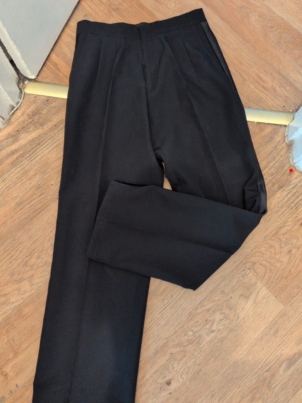 30" Black Smart Trousers