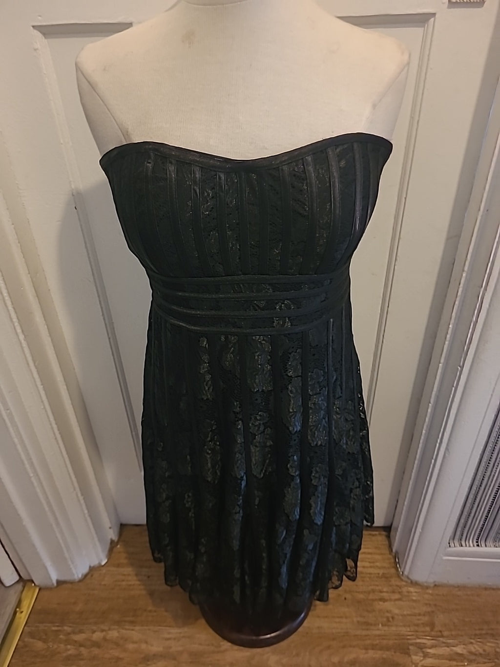 Ladies Stella Morgan Size 12 Black Sleeveless Strapless Slightly Padded Dress