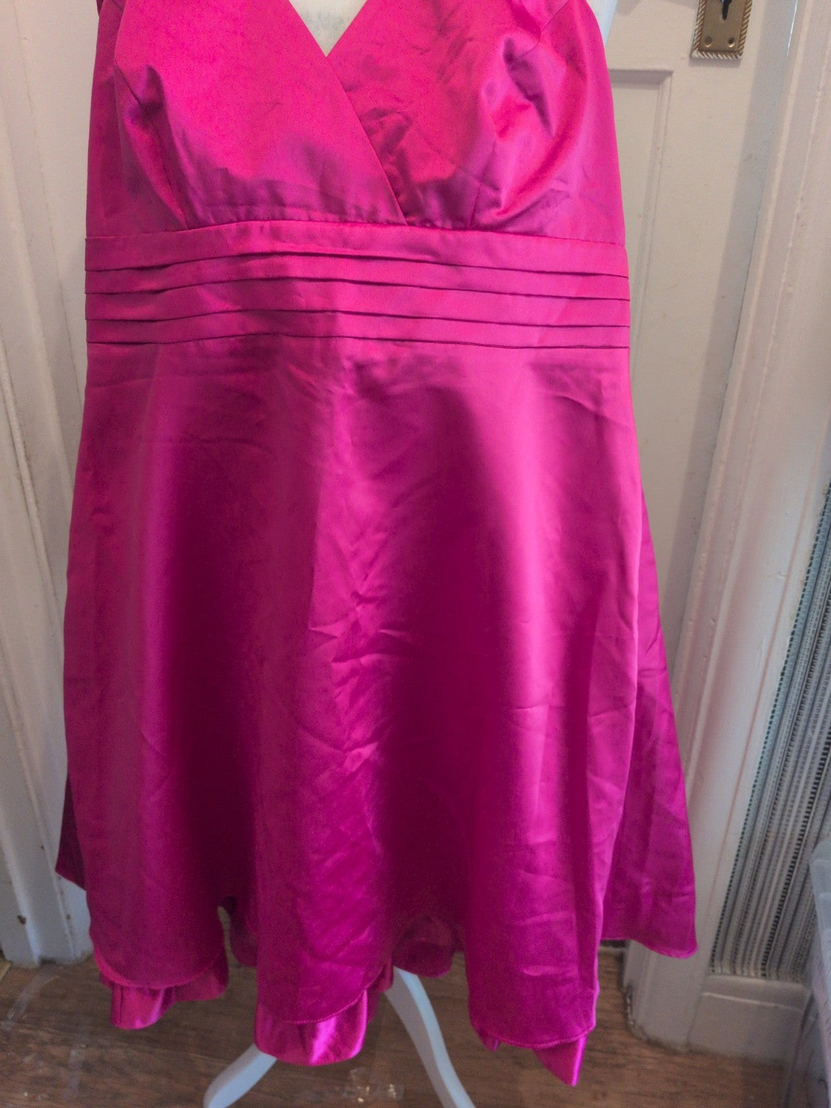 Ladies Debut Size 18 Pink Lined Flared Sleeveless Dress