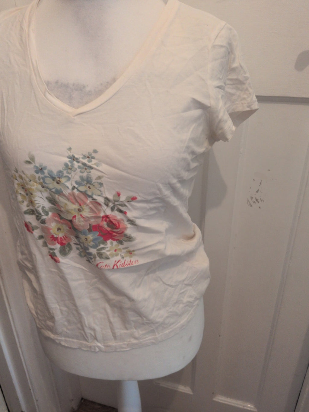 Cath Kidston Large Ivory Short Sleeve V Neck Blouse
