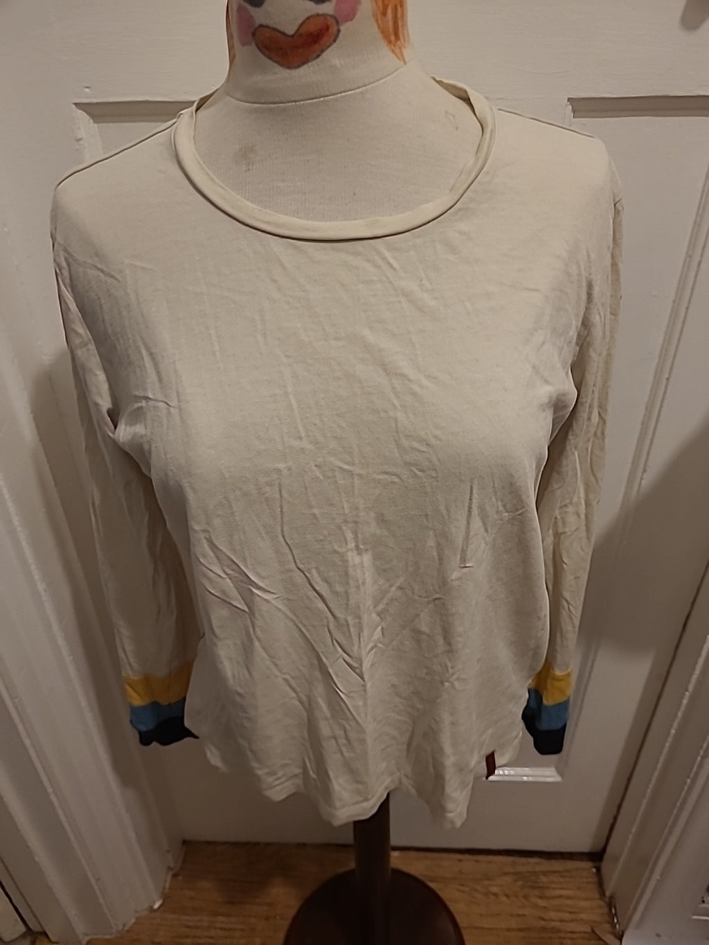 Mens Passenger Size Small Beige Long Sleeved Tshirt