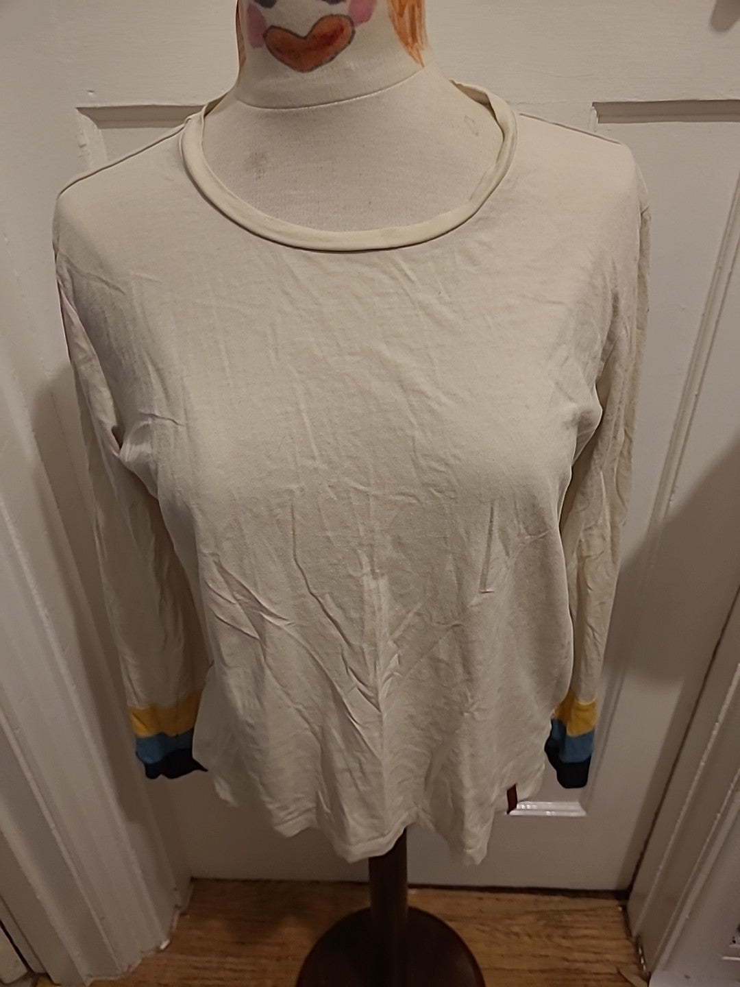 Mens Passenger Size Small Beige Long Sleeved Tshirt