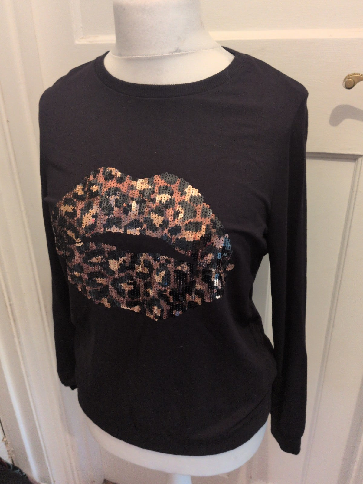 Tu 10 Black With Sequin Lips Long Sleeve Jumper