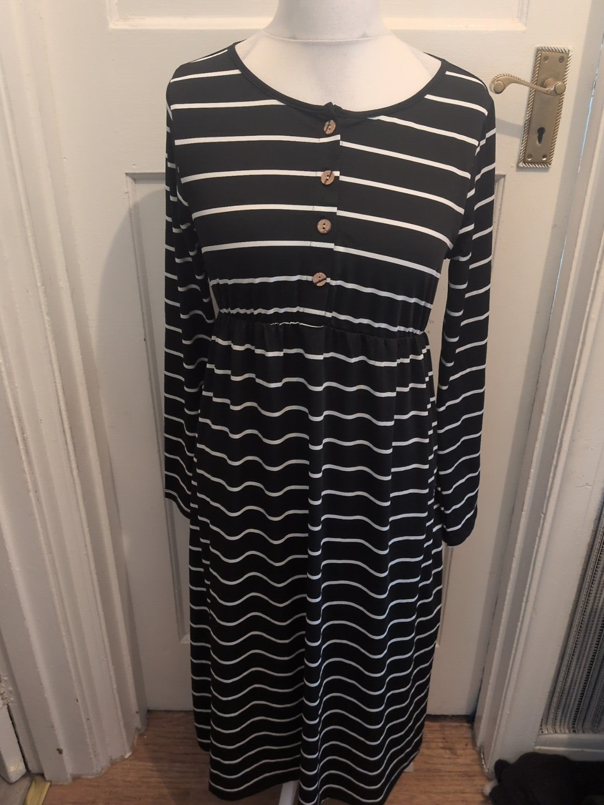 Shein Large Black Striped White Long Sleeve Dress