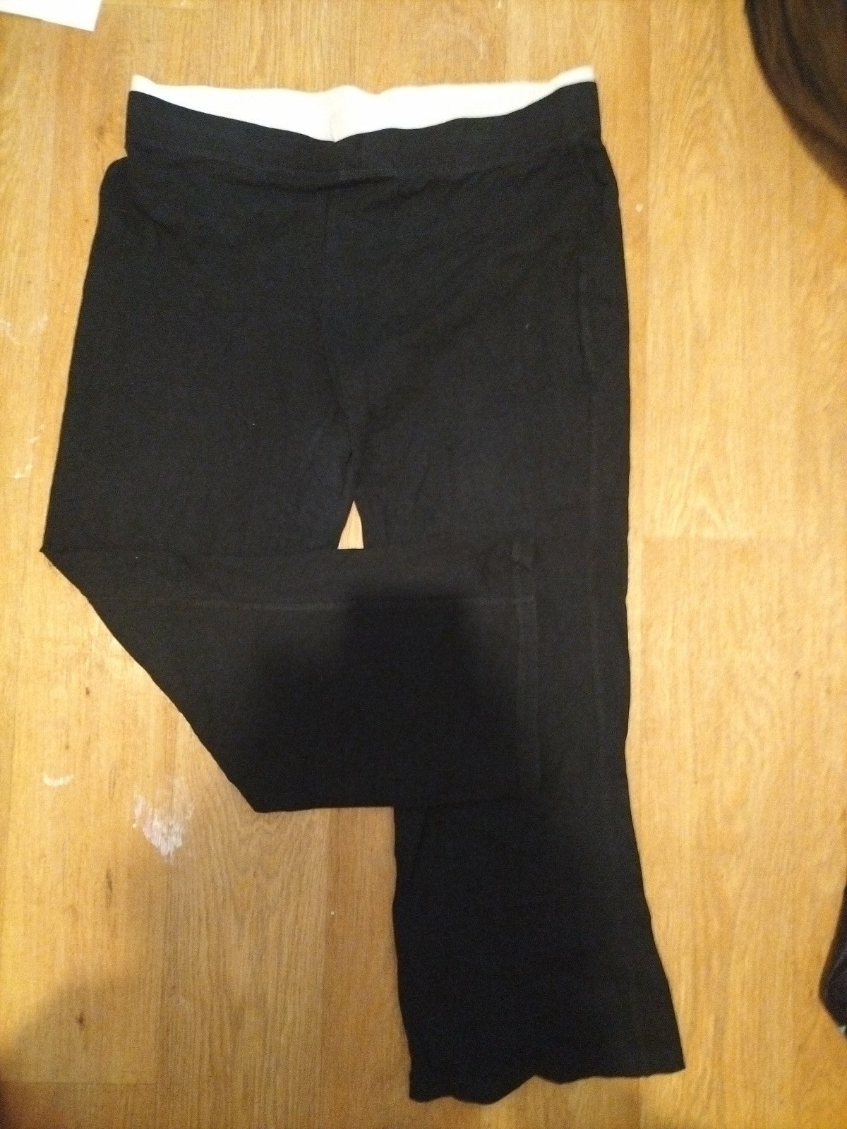 Ladies Tu Size 16R Black With White Leggings