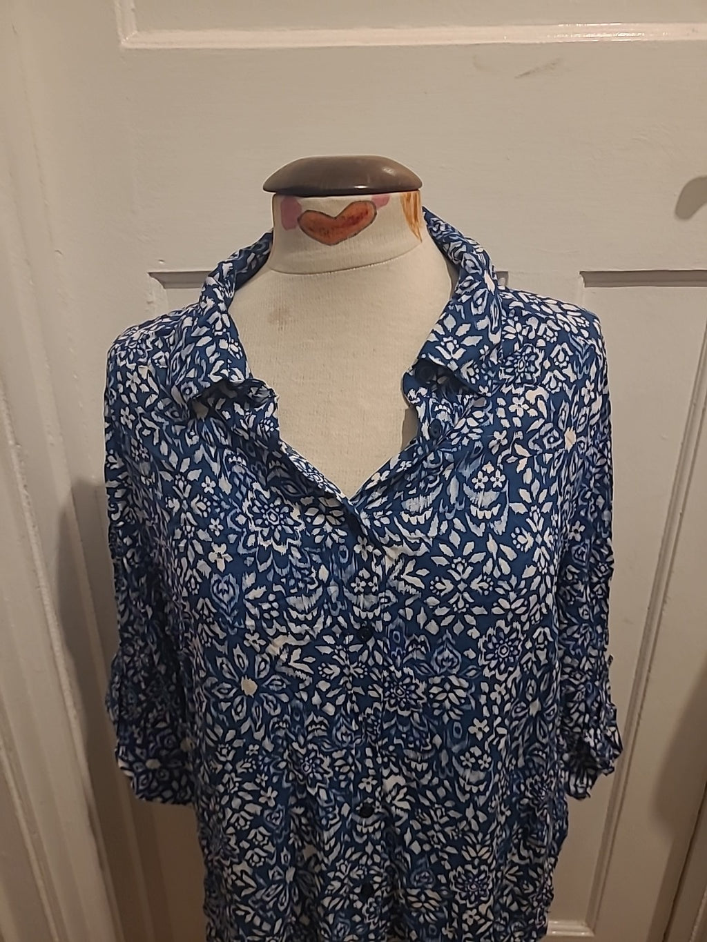 Ladies Nutmeg Size 12 Teal/White Mid Sleeved Buttoned Blouse
