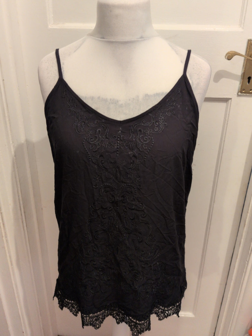 George 16 Black Embroidery And Lace Patterned Blouse Sleeveless