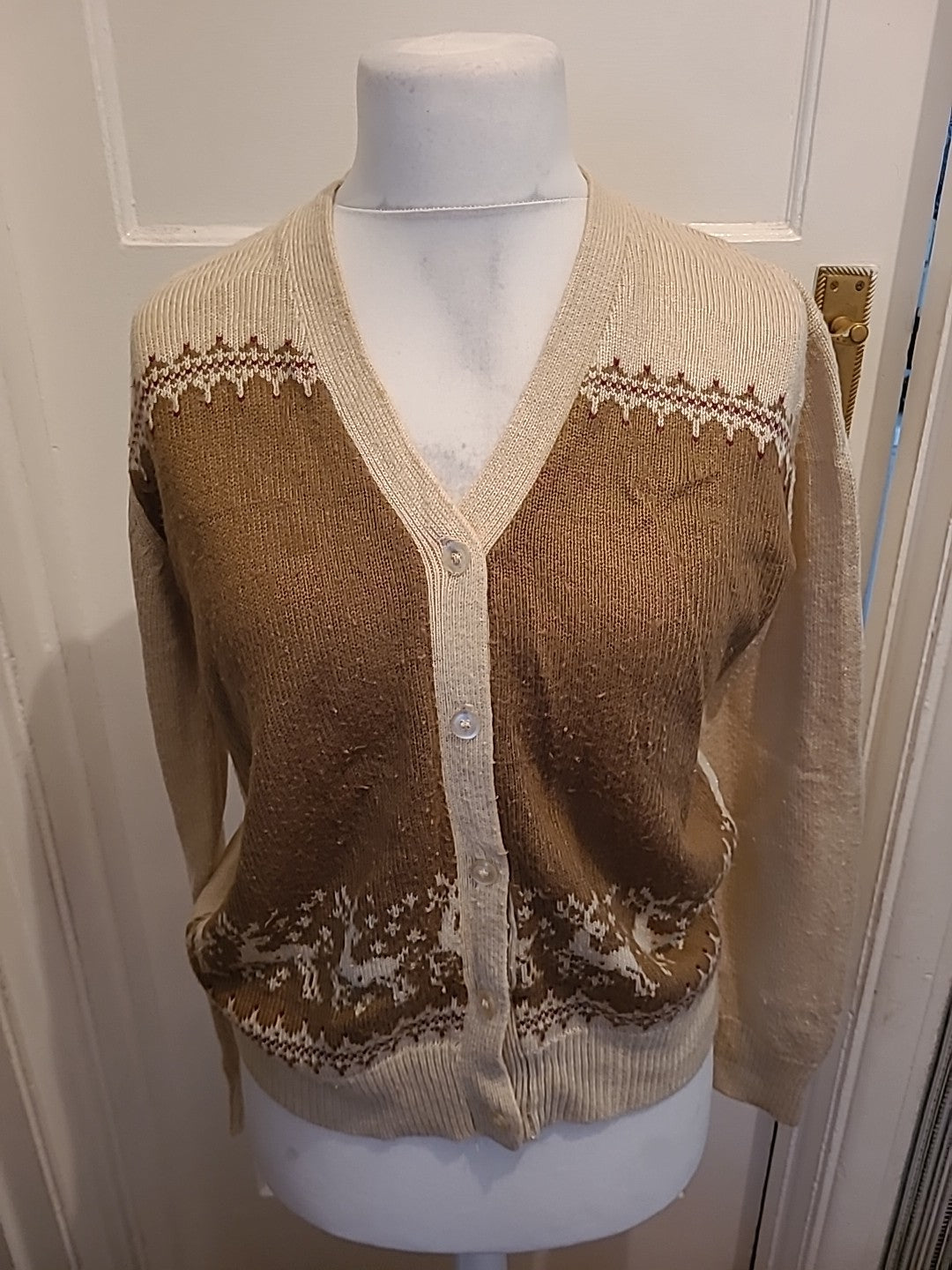 Mens Northern Isles Size M Beige And Brown Cardigan Bobbling