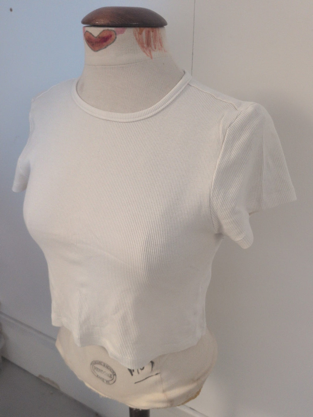 H&M Divided Medium White Short Sleeve T-shirt
