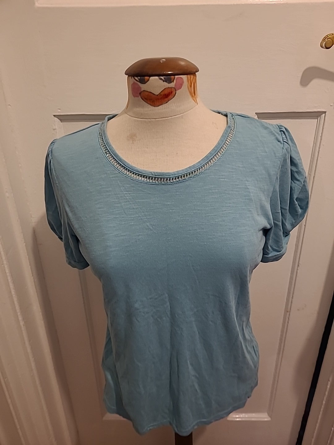 Ladies Damart Size 10/12 Turquoise Short Sleeved Tshirt