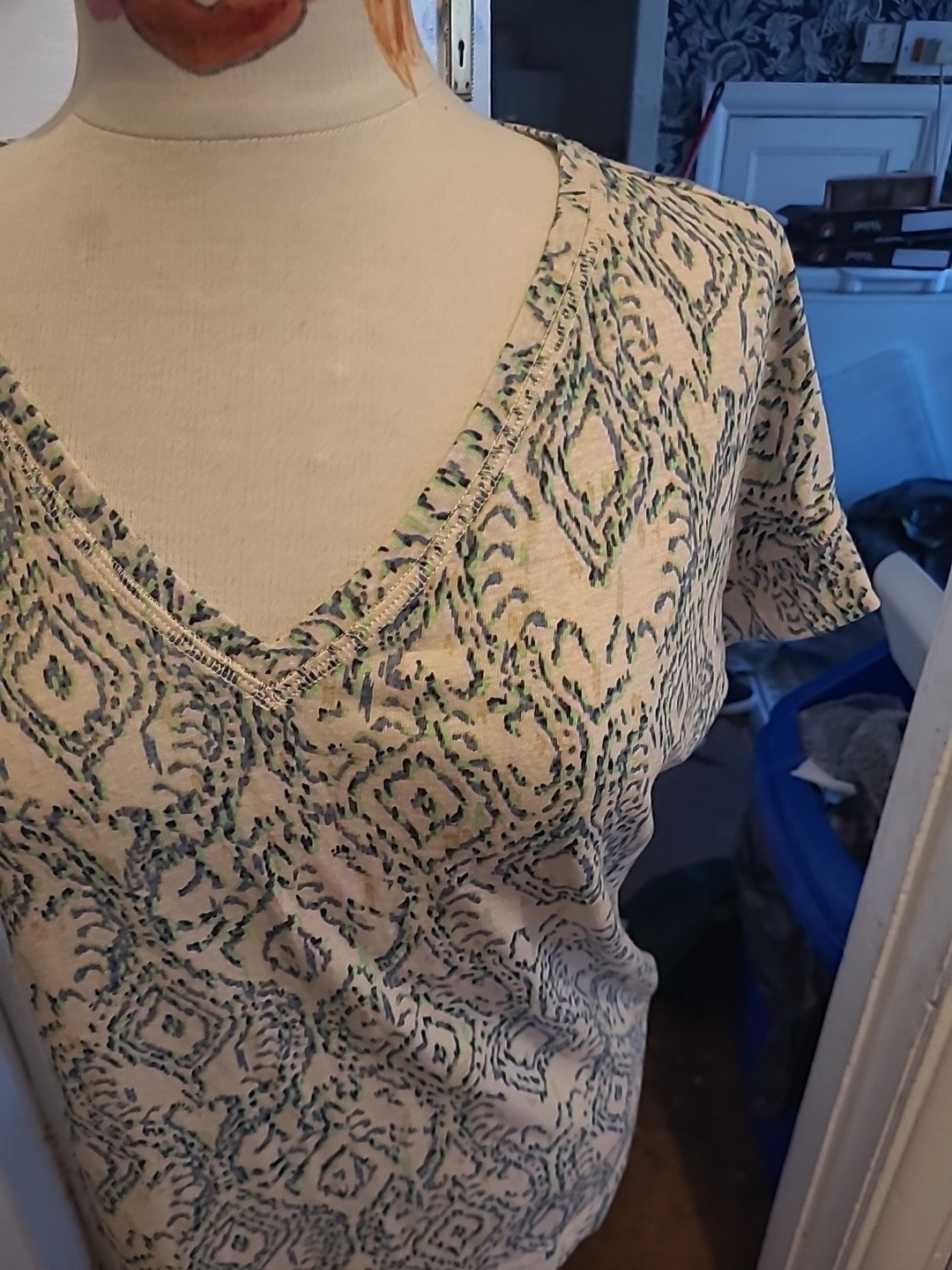 Ladies Marks And Spencer Size 8 Blue/green/pink Short Sleeved Tshirt