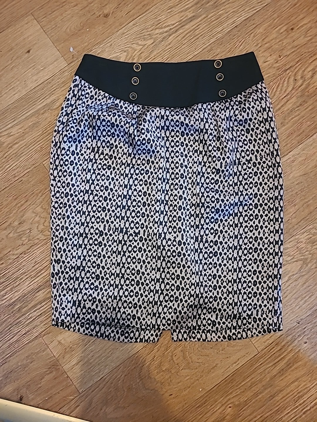 Ladies Autograph Size 10 Animal Print Design Pencil Skirt