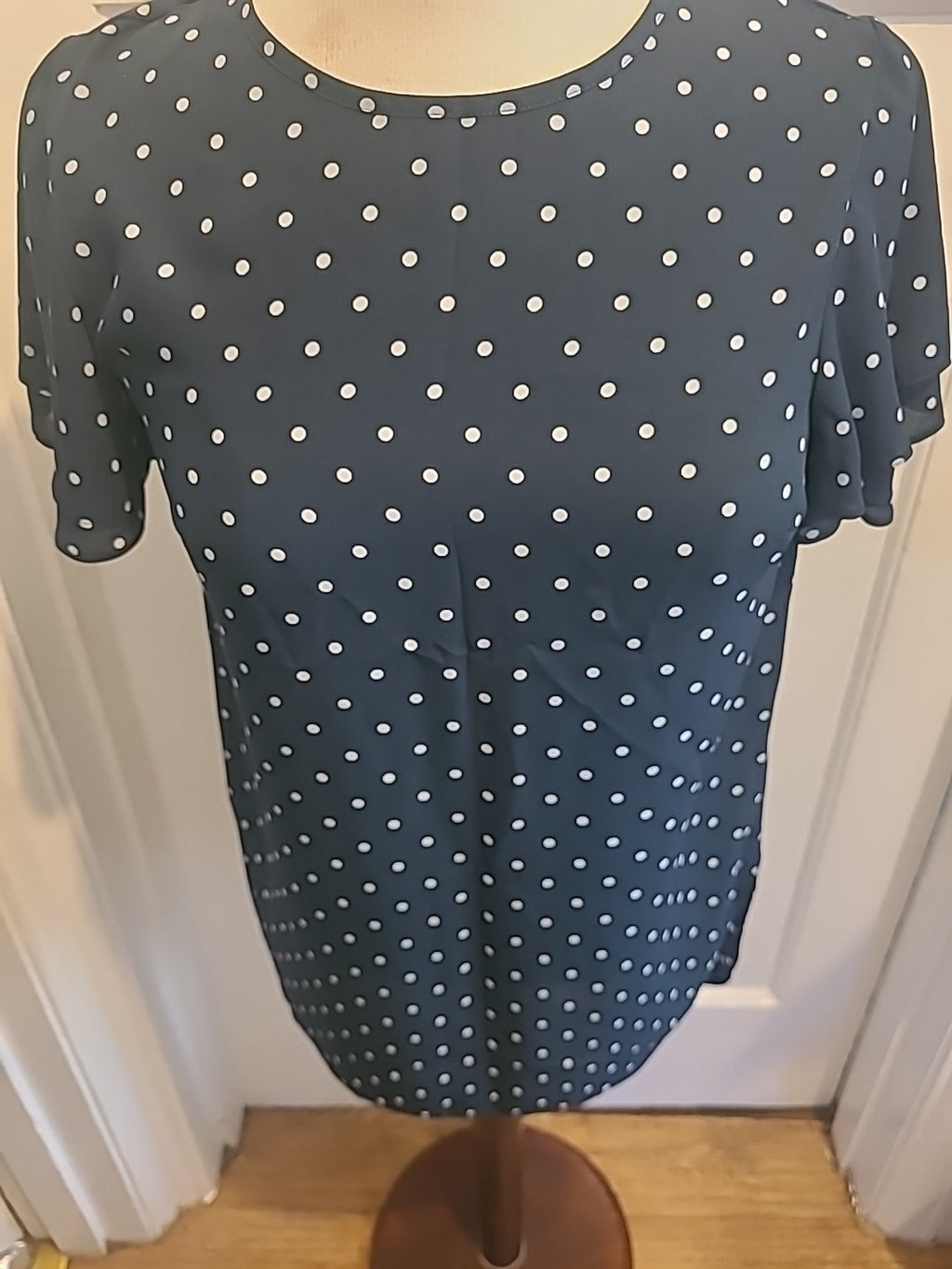 Ladies New Look Size 6 Dark Green White Spotted Short Sleeved Tshirt