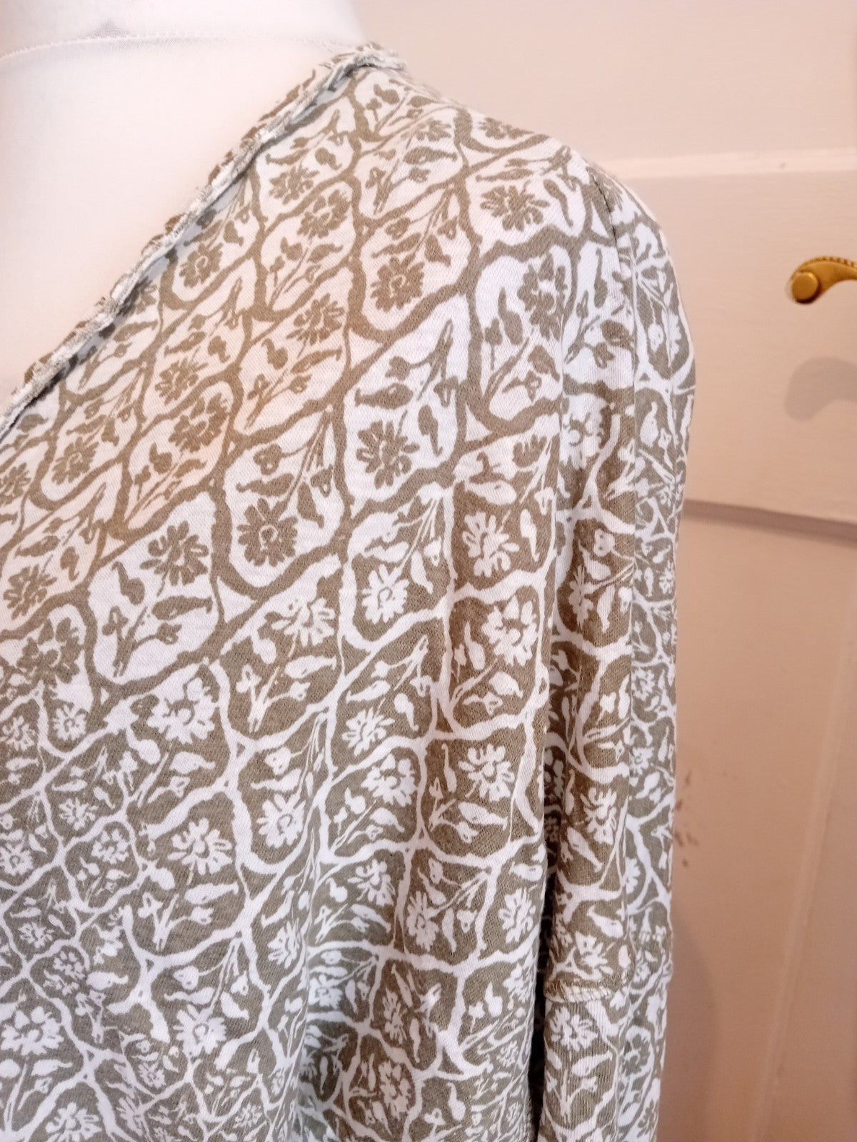 M&S Collection 14 Green And White Long Sleeve Blouse