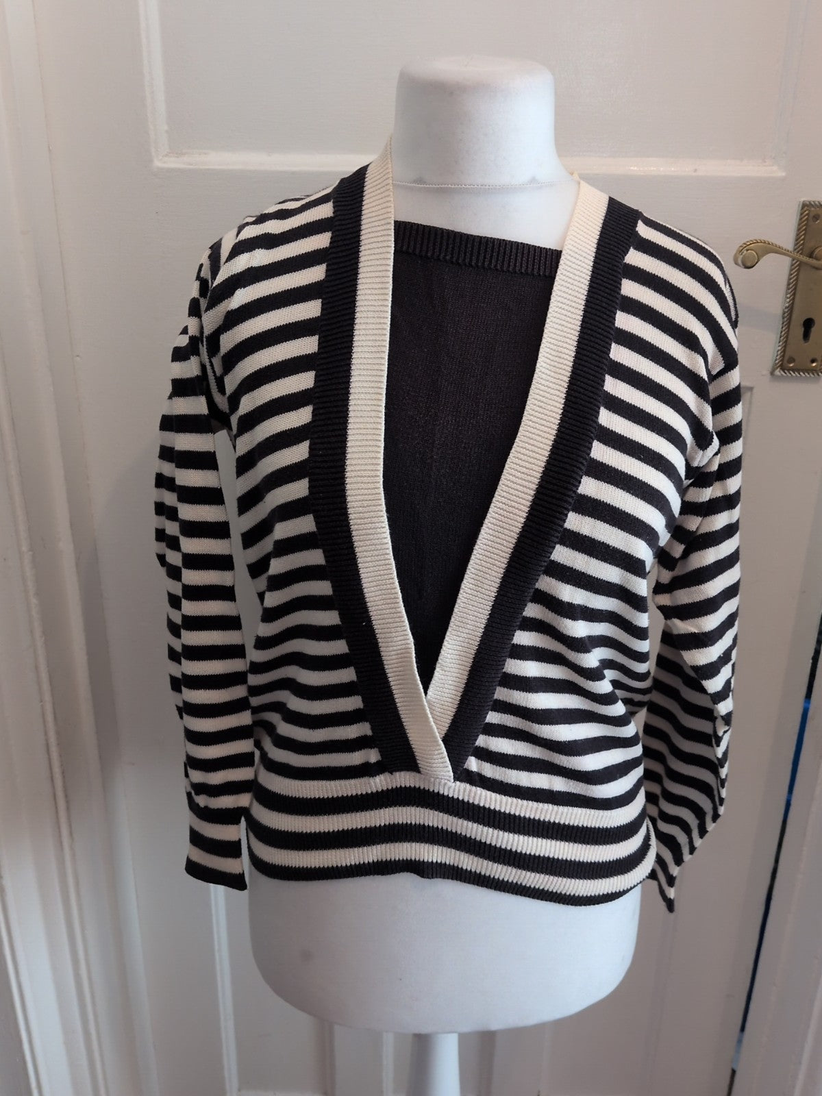 Country Casuals Small Dark Navy And White Stripe Blouse