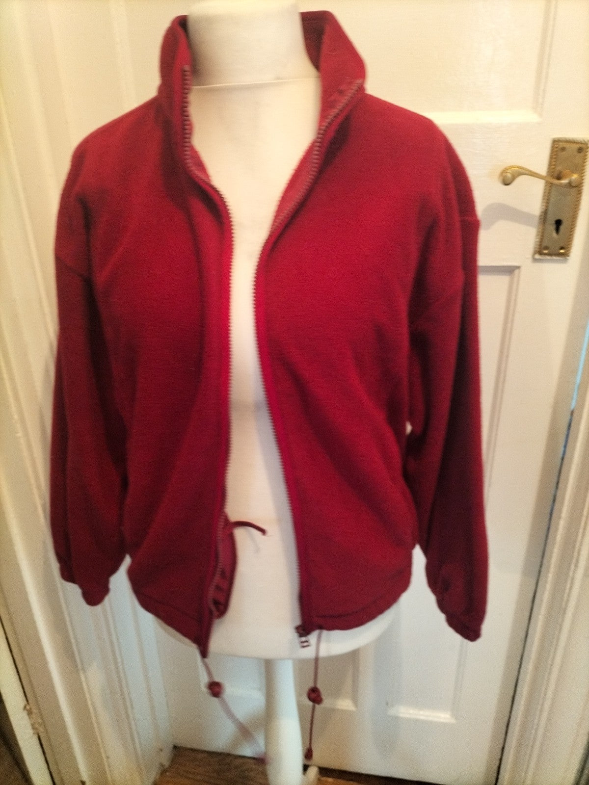 Mens Sport Limited Size Small Ruby Full Zip Jumper