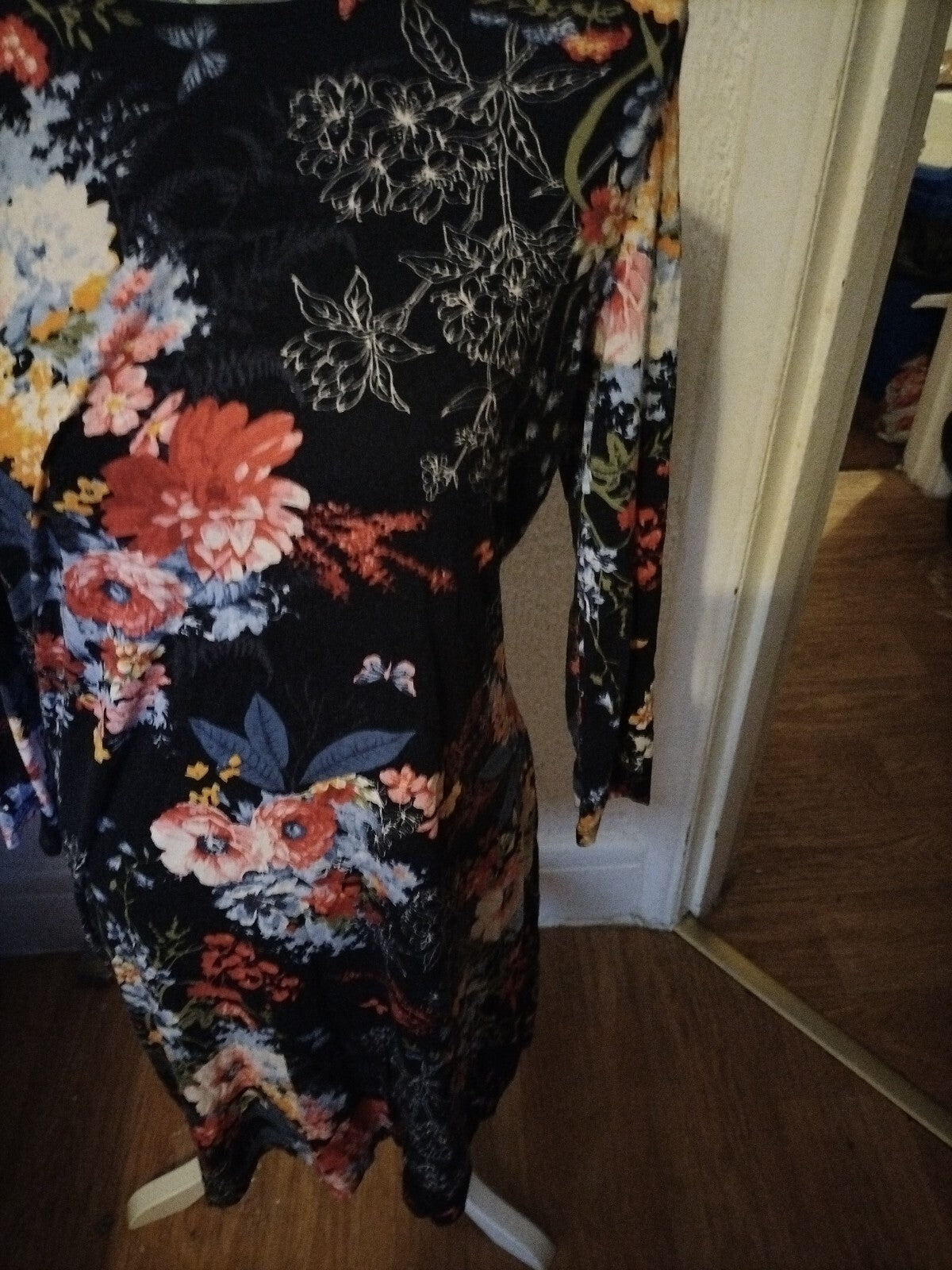 Ladies Tu Size 12 Floral Mid Sleeved Dress
