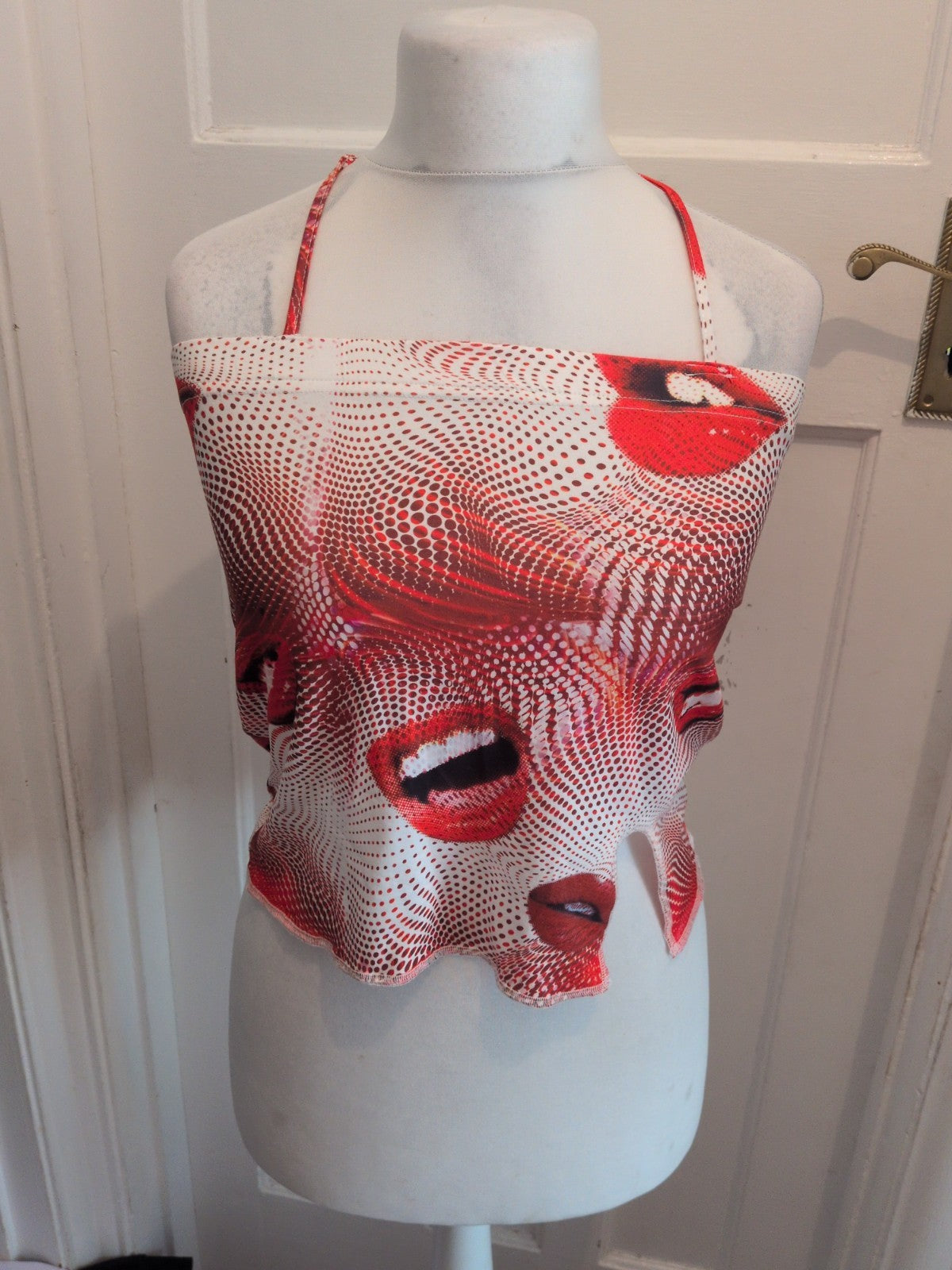 Shein Large Red And White Cross Cross Strapped Top