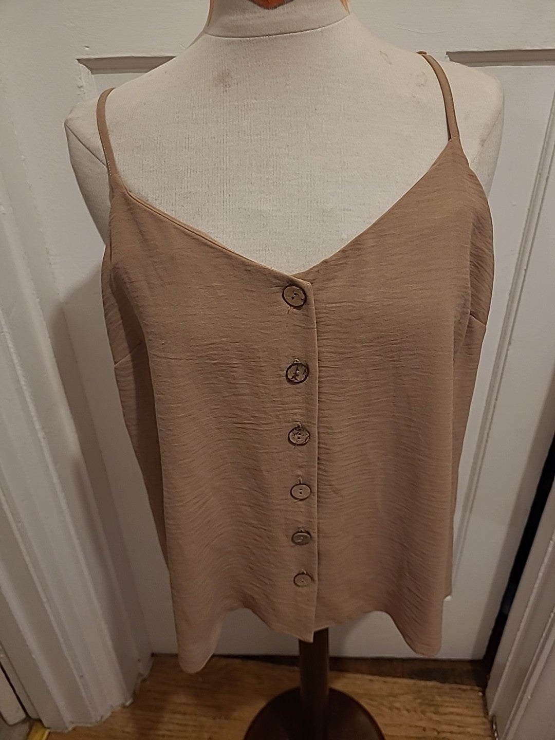 Ladies New Look Size 14 Brown Buttoned Sleeveless Blouse