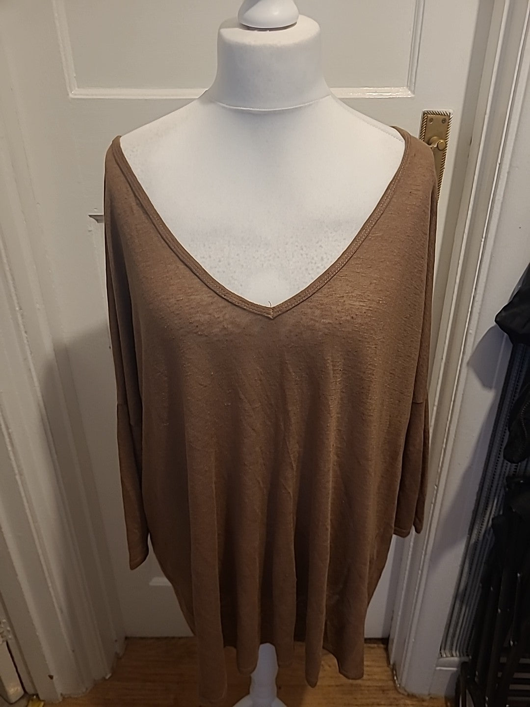 Ladies Size 2XL Brown 3/4 Sleeved Tshirt