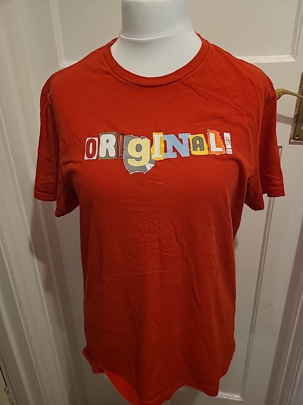 Mens Penguin Size Large Red Printed Short Sleeved Tshirt