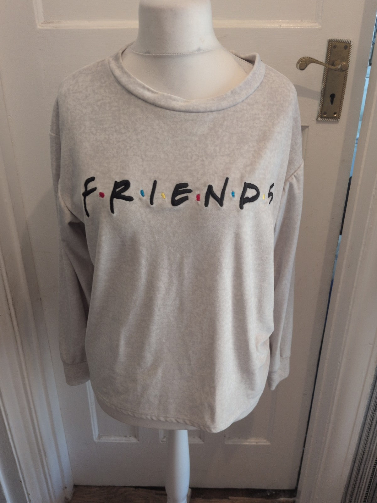 Ladies Primark Size Large Grey Super Soft Friends Pyjama Top Jumper