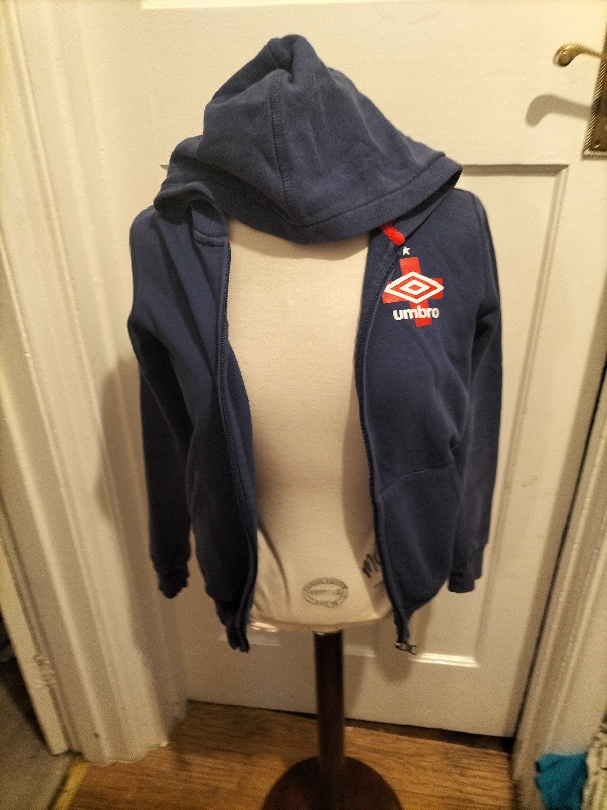 Boys Umbro Age 11-12 Years Navy Zipped Jacket