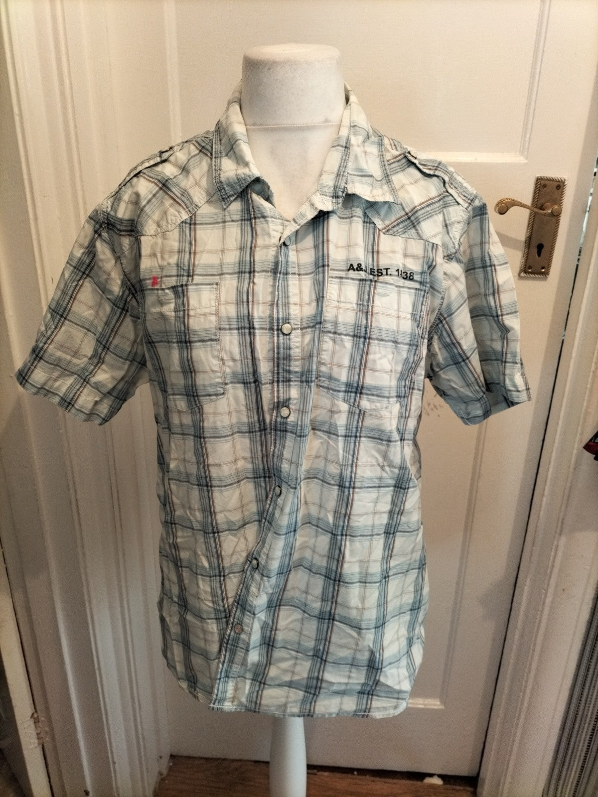 Mens Ambrose & Jackson Size XL Blue And White Short Sleeved Shirt