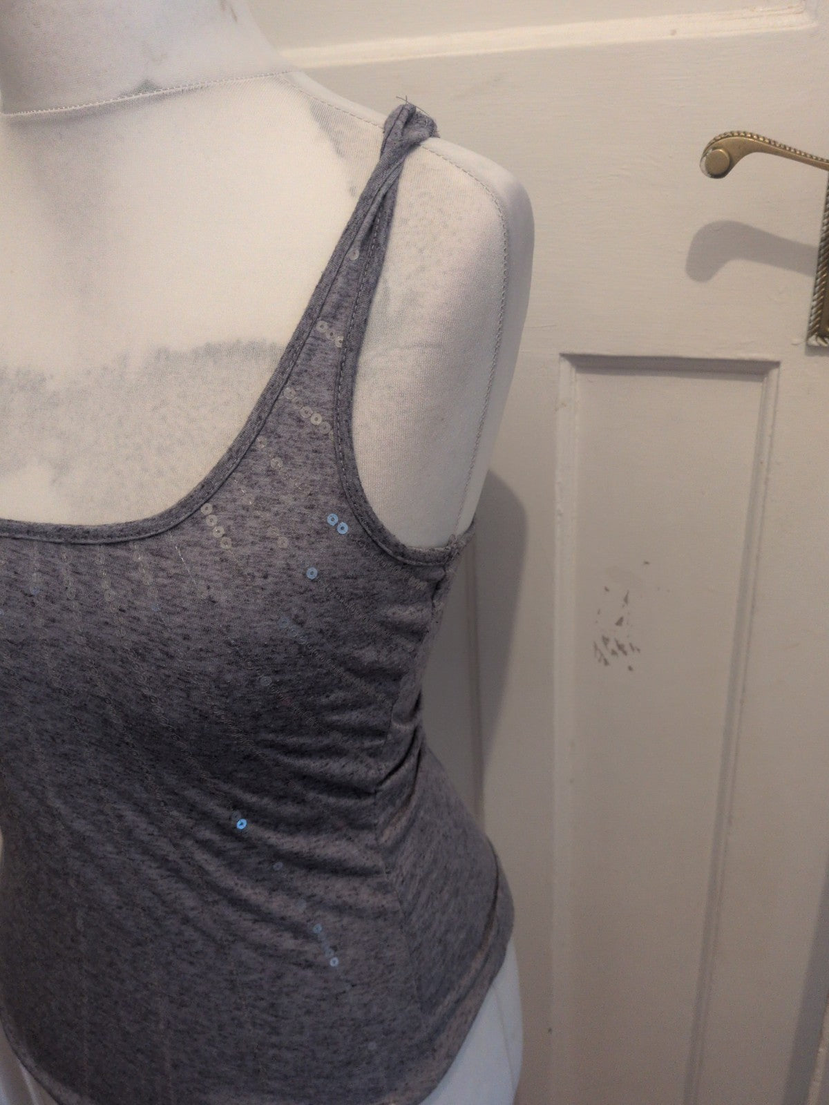 Love Hanger Small Grey Sleeveless Sequin Vest Tank Top