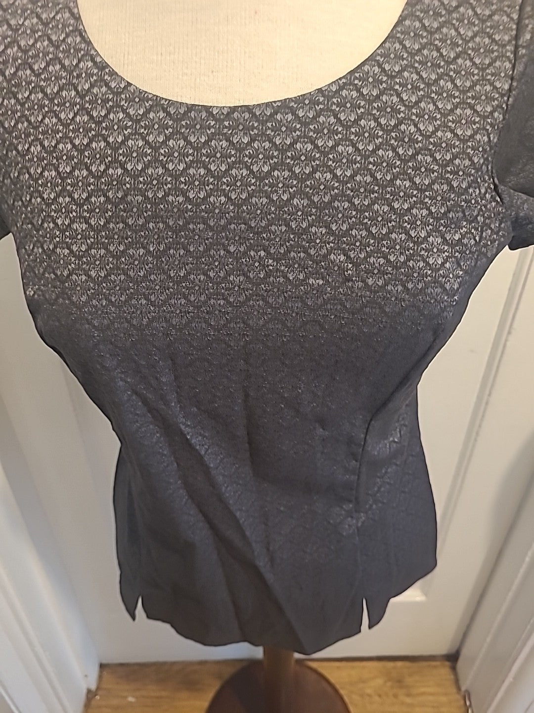 Ladies Paraphrase Size 12 Grey Detailed Short Sleeved Back Buttoned Blouse