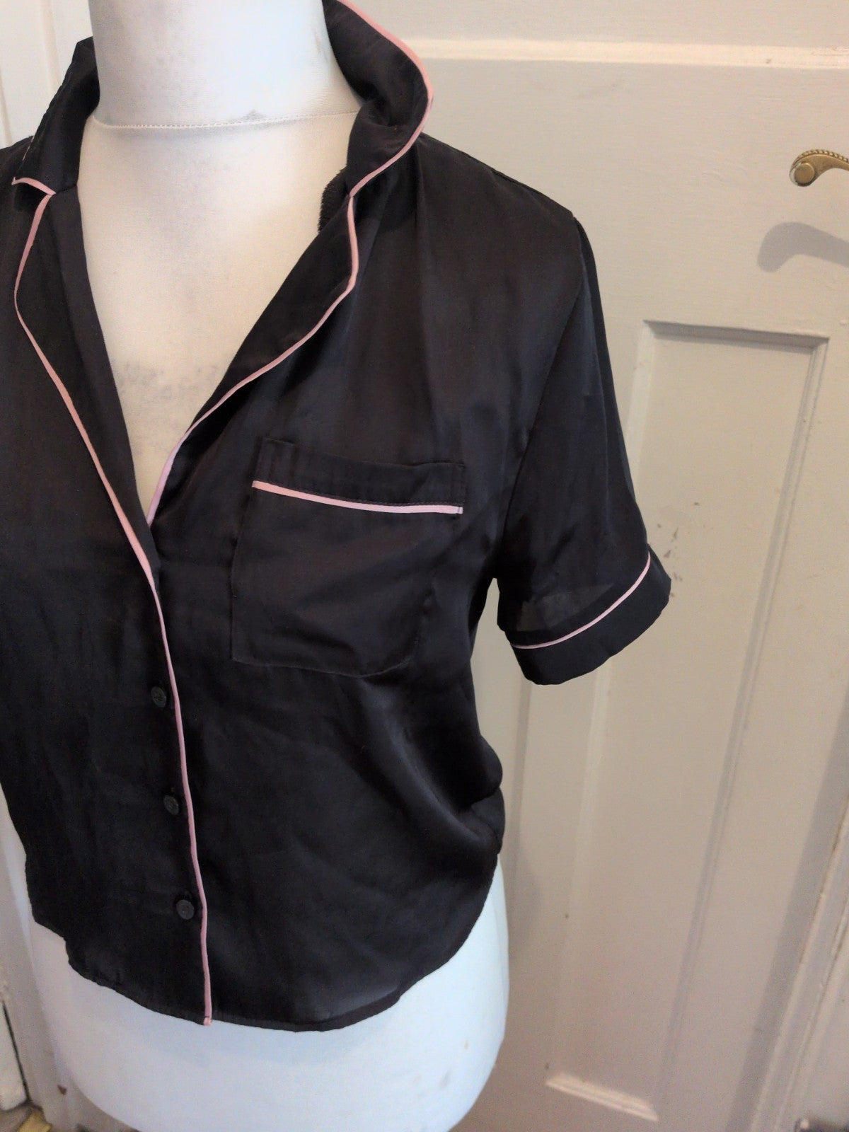 Primark XS Black And Pink Trim Short Sleeve Pyjama Top