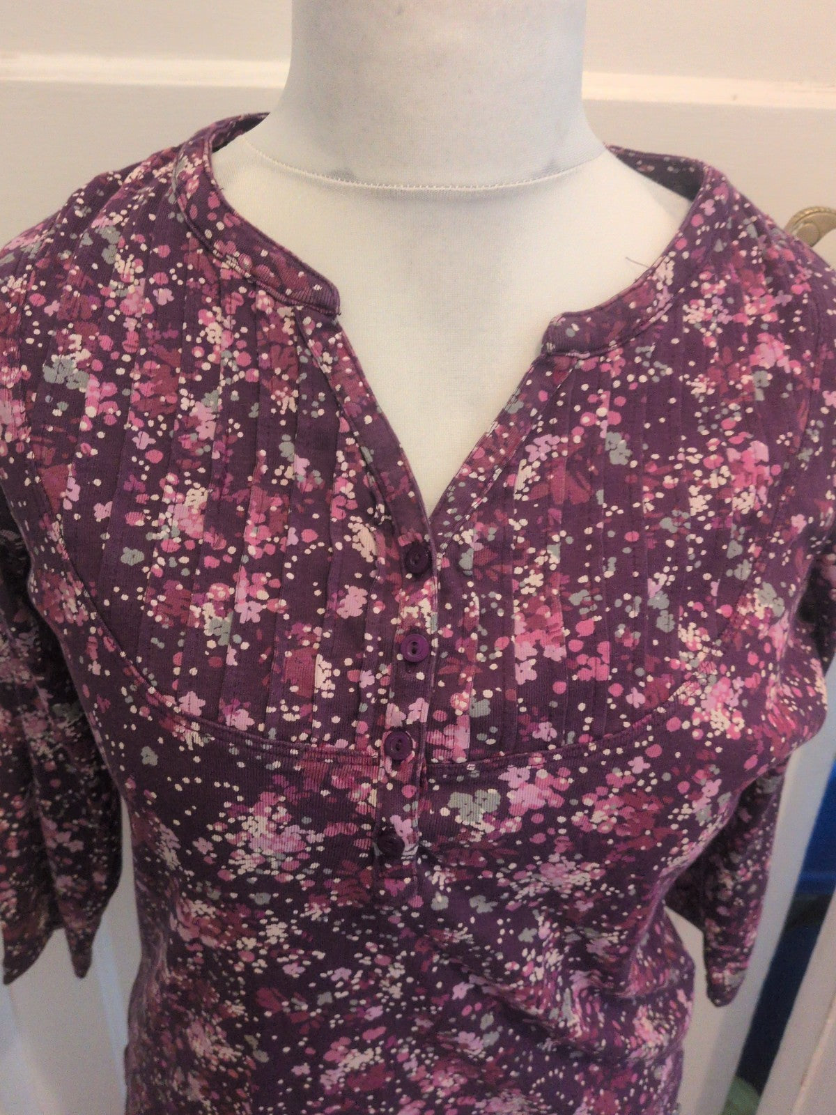 Ladies Purple Floral Top MAINE size 14 3/4 Sleeve Free Delivery