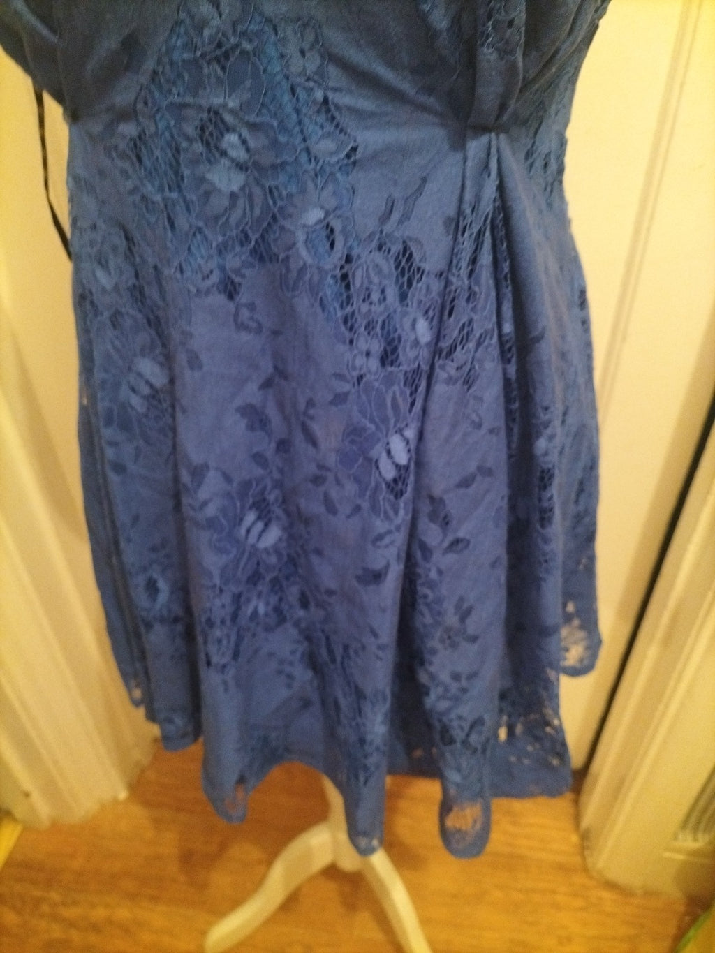 Ladies Missguided Size 8 Royal Blue Sleeveless Blouse