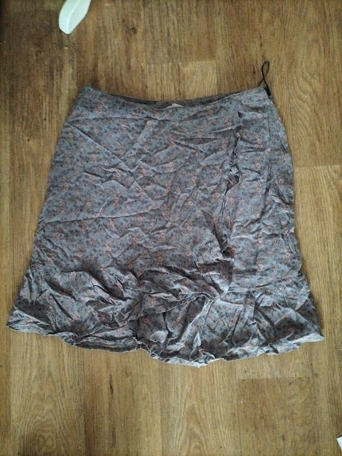 Ladies Fat Face Size 10 Grey Short Skirt
